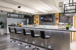bar 3.jpg
